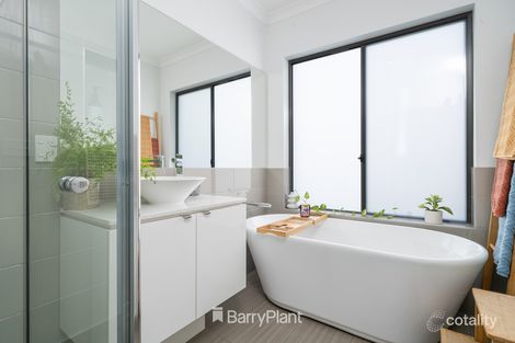 Property photo of 48 Dardel Drive Bannockburn VIC 3331
