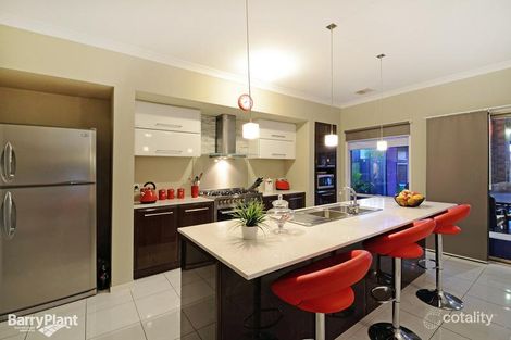 Property photo of 37 Mackellar Street Pakenham VIC 3810