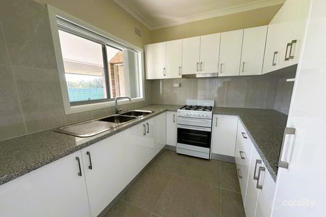 15 Osgood St, Guildford, NSW 2161