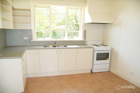 Property photo of 8 Thompson Crescent Kennington VIC 3550