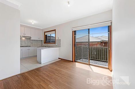 Property photo of 2/122 Suffolk Street Maidstone VIC 3012