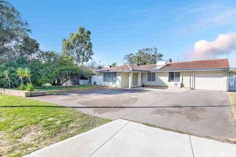 9 Fancote St, Kelmscott, WA 6111