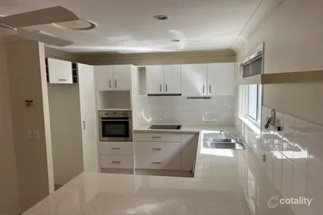 Property photo of 14 Tuggerah Close Robina QLD 4226