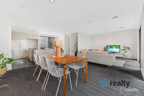 Property photo of 70 Waverley Park Drive Mulgrave VIC 3170