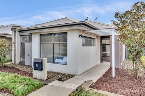 Property photo of 8 Brookfield Boulevard Craigieburn VIC 3064