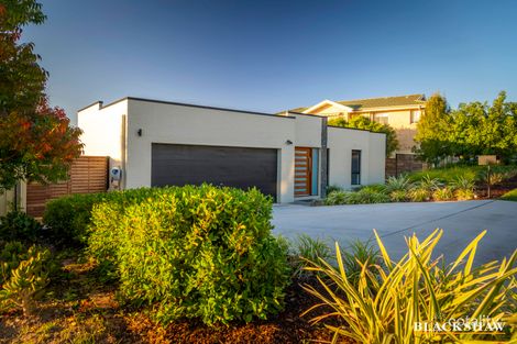 Property photo of 15 Stringybark Drive Jerrabomberra NSW 2619