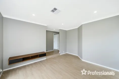 Property photo of 108 Moolanda Boulevard Kingsley WA 6026