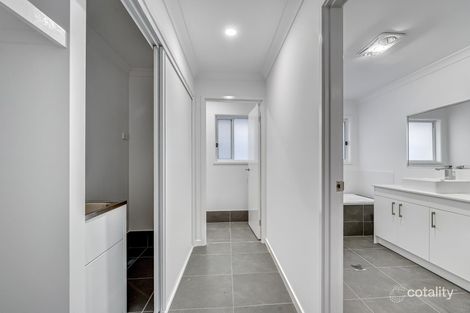 Property photo of 43 Langland Circuit Walloon QLD 4306