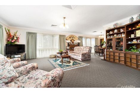 Property photo of 2 Caprice Court Frankston VIC 3199