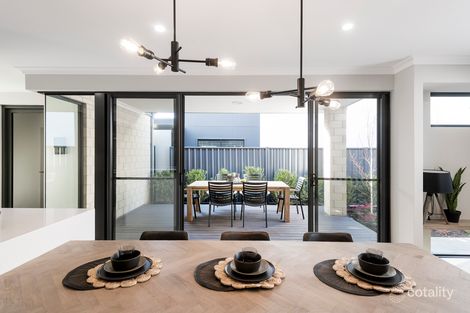 17 Ontario Gr, Success, WA 6164