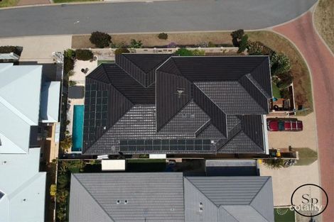 Property photo of 2 Cuprea View Halls Head WA 6210