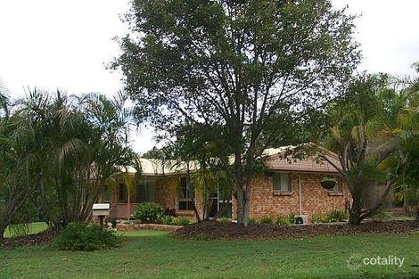 1 Heather St, Southside, QLD 4570