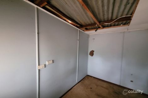 Property photo of 37 Jims Retreat Sapphire Central QLD 4702