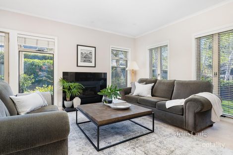 Property photo of 7 St Glens Way Lake Gardens VIC 3355