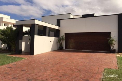 Property photo of 92 Cabana Boulevard Benowa QLD 4217