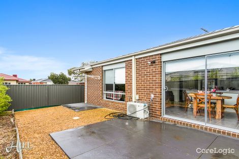 Property photo of 2 Hestia Avenue Cranbourne West VIC 3977