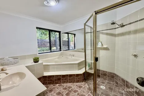 Property photo of 33 Illawarra Drive Cooroibah QLD 4565