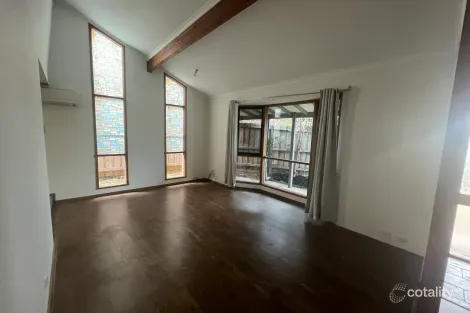 Property photo of 4 Colac Court Hoppers Crossing VIC 3029