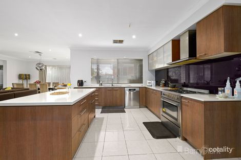 Property photo of 3 Sunburst Court Narre Warren VIC 3805