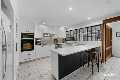 Property photo of 19 Treelands Drive Jilliby NSW 2259