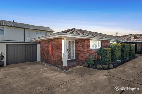 Property photo of 2/13 Alexander Avenue Mornington VIC 3931