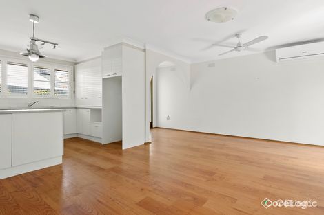 Property photo of 2/13 Alexander Avenue Mornington VIC 3931