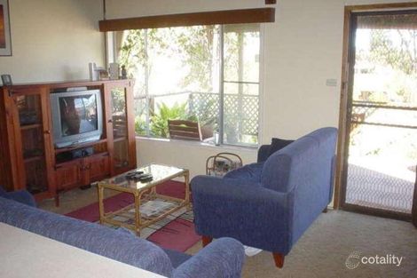 Property photo of 11 Alkrington Avenue Fishing Point NSW 2283
