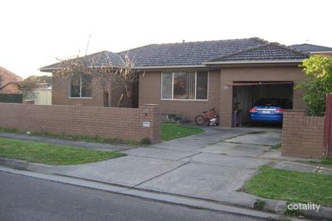 Property photo of 1/23 Lawn Road Noble Park VIC 3174