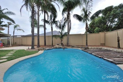 16 Middleton Pl, Waikiki, WA 6169