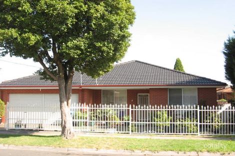 4 The Crescent, Springvale, VIC 3171