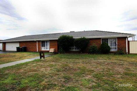 17 Songlark Cres, Werribee, VIC 3030