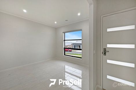 Property photo of 10 Denton Drive Warragul VIC 3820