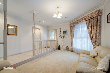 Property photo of 30 Lawless Drive Cranbourne North VIC 3977
