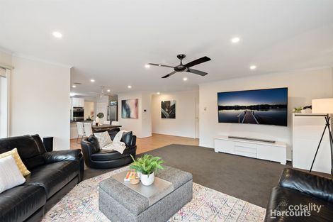 Property photo of 21 Captain Cook Close Skye VIC 3977