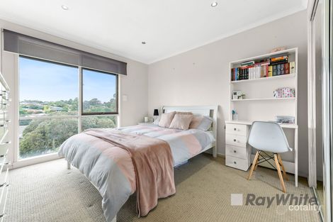 Property photo of 54 William Hovell Drive Endeavour Hills VIC 3802