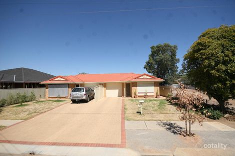 18a Scott Ave, Clovelly Park, SA 5042