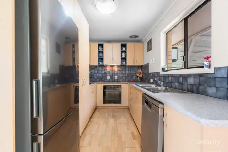 Property photo of 8 Owl Street Birkdale QLD 4159