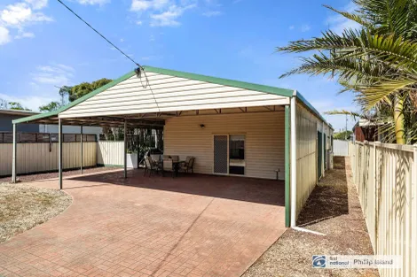 15 Phillip Island Rd, Sunderland Bay, VIC 3922