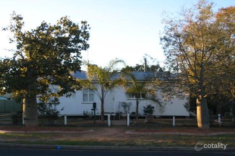 71 Edith St, Miles, QLD 4415