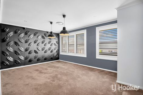Property photo of 28 Floribunda Parade Marsden Park NSW 2765