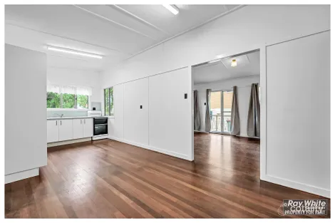 Property photo of 113 Alexandra Street Kawana QLD 4701