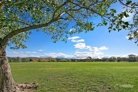 Property photo of 2 Shackell Place Wanniassa ACT 2903