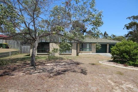 15 Benjamina Cct, Regents Park, QLD 4118