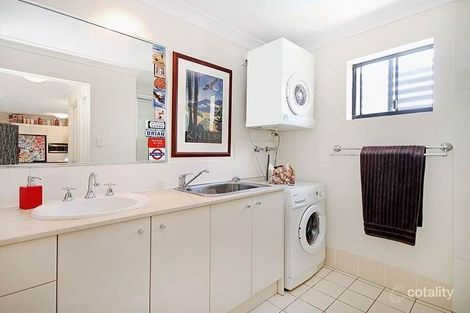 Property photo of 15/120 Commercial Road Teneriffe QLD 4005