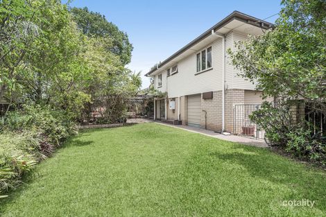Property photo of 32 Peel Street Manly QLD 4179