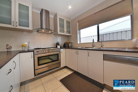 Property photo of 35 Avocet Road Stirling WA 6021