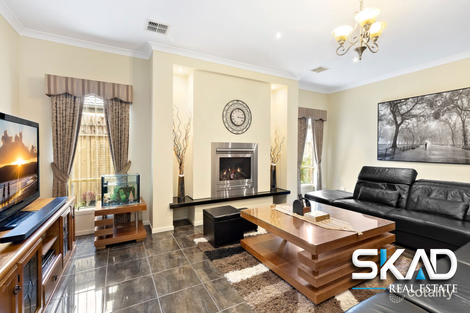 Property photo of 35 Echuca Way Epping VIC 3076