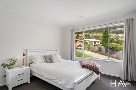 Property photo of 98 Branscombe Road Claremont TAS 7011