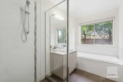Property photo of 5 Cavenagh Terrace Taylors Hill VIC 3037