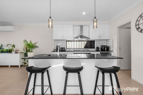 Property photo of 26 Pygora Way Clyde North VIC 3978